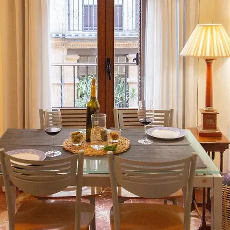 Apartment Ispal & Parking Historic Center Vutse06601