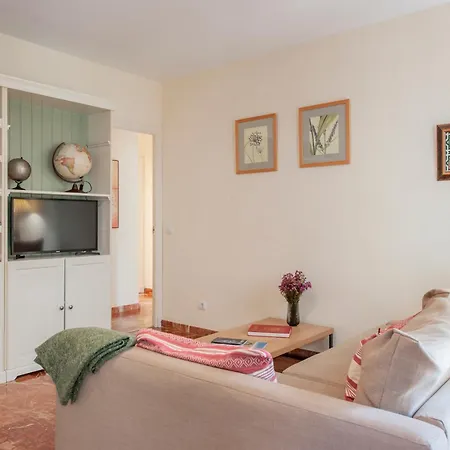Apartment Ispal & Parking Historic Center Vutse06601